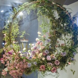 Στεφανι διακοσμητικό με τεχνητά ανθη διπλος κύκλος Δ0,90μ.